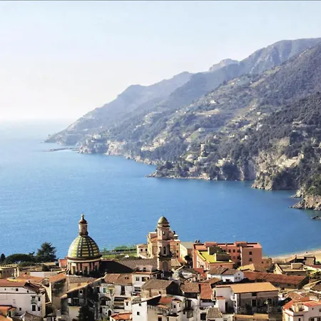 아파트 Perla Marina -